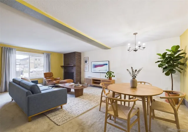 Photo 2 of Townhouse for sale at 7751 W Glasgow Pl, Littleton, CO 80128 | MLS# 8495319 | Listing updated on 2026-10-14
