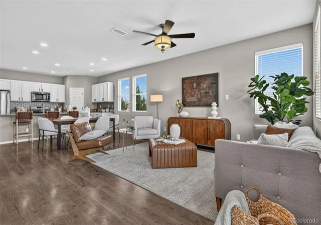Photo 3 of Townhouse for sale at 16195 E Warner Dr, Denver, CO 80239 | MLS# 9943880 | Listing updated on 2026-10-15
