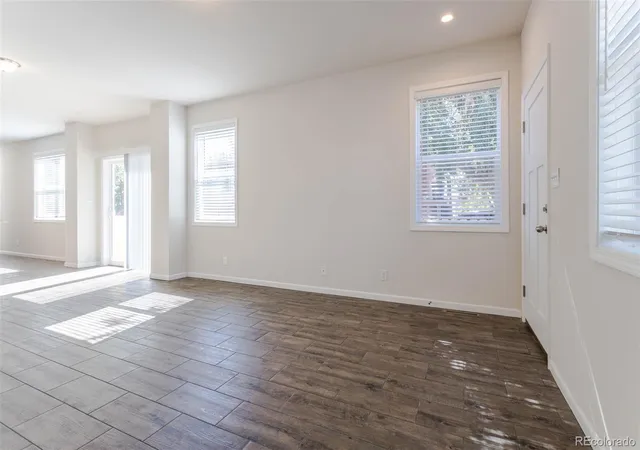 Photo 3 of Townhouse for sale at 2384 N Emporia St, Aurora, CO 80010 | MLS# 7498928 | Listing updated on 2026-10-15