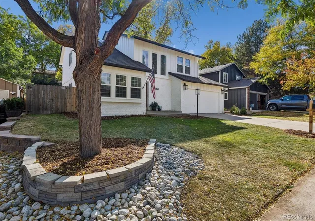 Photo 4 of Single family home for sale at 6460 E Mineral Dr, Centennial, CO 80112 | MLS# 9989687 | Listing updated on 2026-10-17