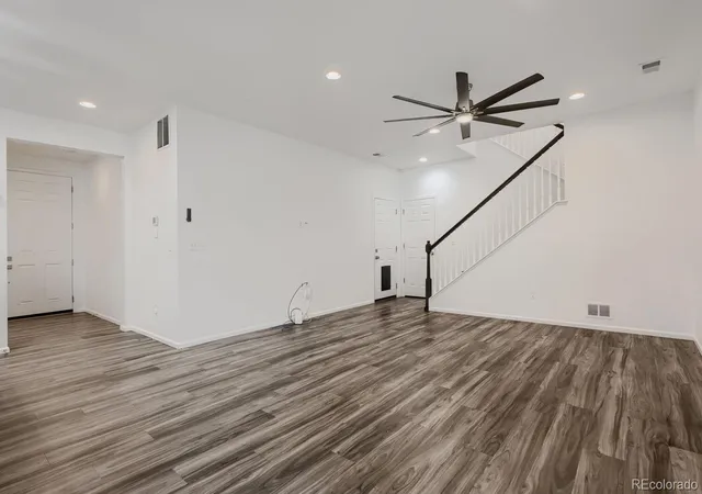 Photo 4 of Single family home for sale at 4603 S Nepal Way, Aurora, CO 80015 | MLS# 5854079 | Listing updated on 2026-10-31