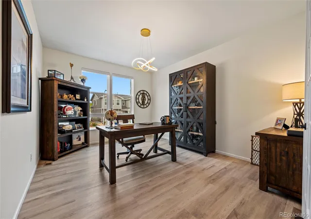 Photo 2 of Single family home for sale at 8180 Cokedale Cir, Littleton, CO 80125 | MLS# 7328044 | Listing updated on 2026-10-15