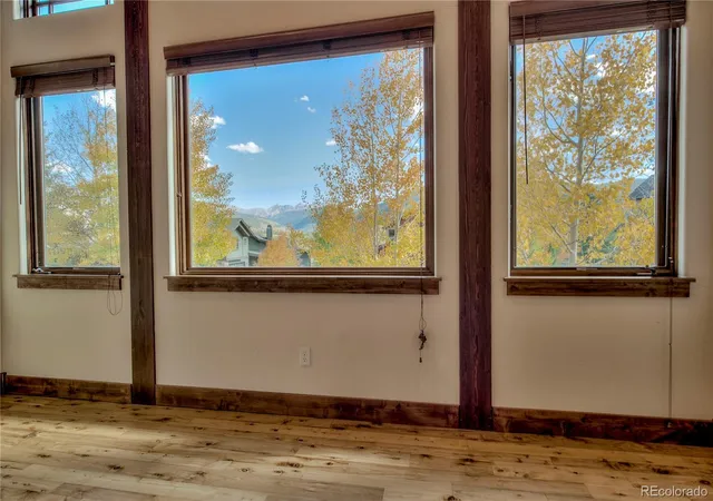 Photo 4 of Single family home for sale at 51 Mule Deer Ct, Dillon, CO 80435 | MLS# 7883151 | Listing updated on 2026-10-14