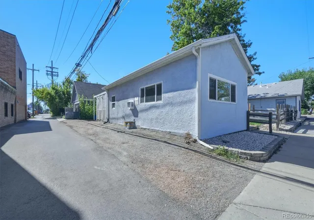 Photo 2 of Single family home for sale at 810 Spruce St, Louisville, CO 80027 | MLS# 7423862 | Listing updated on 2026-10-16