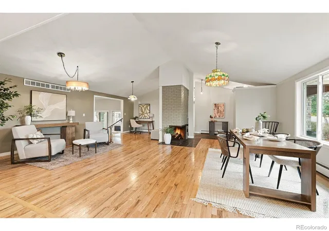 Photo 3 of Single family home for sale at 5808 Knoll Crst Ct, Boulder, CO 80301 | MLS# IR1070583 | Listing updated on 2026-10-17