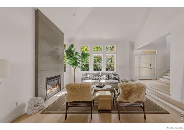 Photo 4 of Single family home for sale at 2117 Jordan Pl, Boulder, CO 80304 | MLS# IR1070590 | Listing updated on 2026-10-17