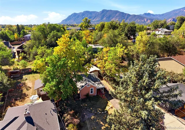 Photo 2 of Single family home for sale at 39 W Brookside St, Colorado Springs, CO 80905 | MLS# 5733841 | Listing updated on 2026-10-14