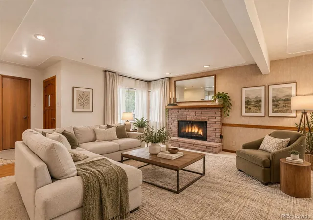 Photo 3 of Single family home for sale at 289 Flint Way, Broomfield, CO 80020 | MLS# 8766095 | Listing updated on 2026-10-21