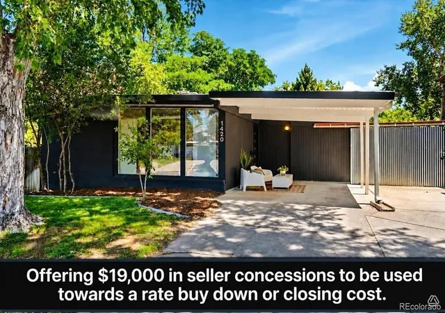 Single family home for sale at 1420 S Cherry St, Denver, CO 80222 | MLS# 6261990