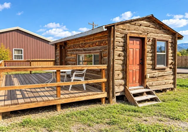 Single family home for sale at 625 Broadway, Silver Cliff, CO 81252 | MLS# 5403444