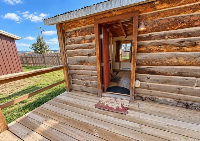 Photo 4 of Single family home for sale at 625 Broadway, Silver Cliff, CO 81252 | MLS# 5403444 | Listing updated on 2026-10-14