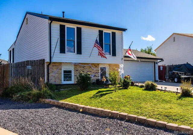 Photo 1 of Single family home for sale at 1474 S Andes Way, Aurora, CO 80017 | MLS# 6492988 | Listing updated on 2026-10-23