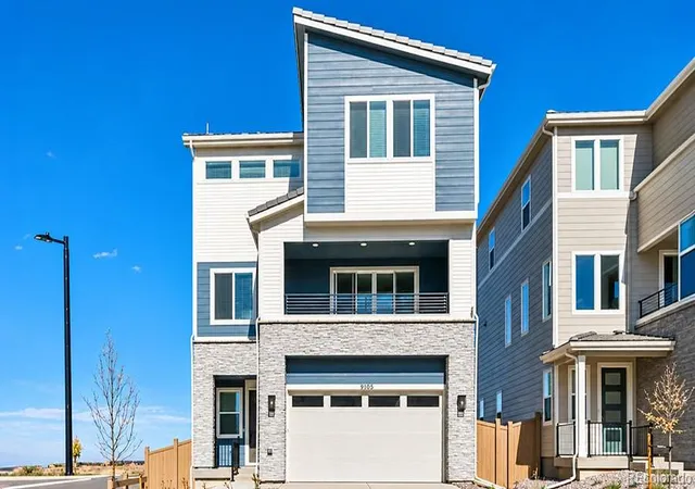 Single family home for sale at 9105 White Ridge Rd, Englewood, CO 80112 | MLS# 9521206