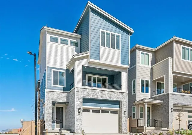 Photo 1 of Single family home for sale at 9105 White Ridge Rd, Englewood, CO 80112 | MLS# 9521206 | Listing updated on 2026-10-27