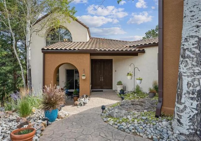 Photo 1 of Single family home for sale at 968 Eastwood Dr, Golden, CO 80401 | MLS# 4360547 | Listing updated on 2026-10-29