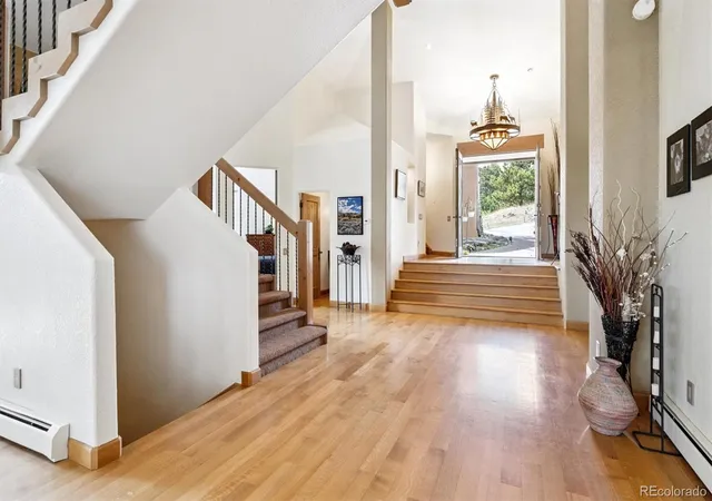 Photo 4 of Single family home for sale at 968 Eastwood Dr, Golden, CO 80401 | MLS# 4360547 | Listing updated on 2026-10-29