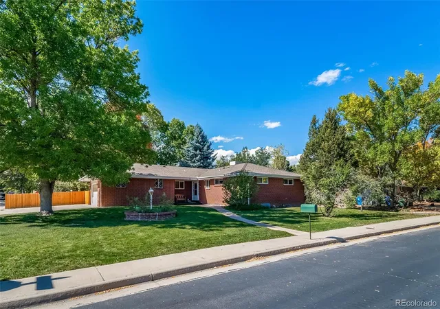 Photo 2 of Single family home for sale at 1595 S Marshall St, Lakewood, CO 80232 | MLS# 4978043 | Listing updated on 2026-10-15