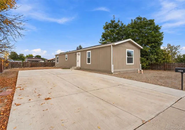 Photo 1 of Single family home for sale at 1404 Macpool St, Dacono, CO 80514 | MLS# 3127719 | Listing updated on 2026-10-21