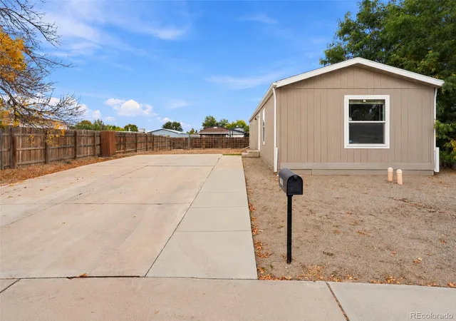 Photo 1 of Single family home for sale at 1404 Macpool St, Dacono, CO 80514 | MLS# 3127719 | Listing updated on 2026-10-21