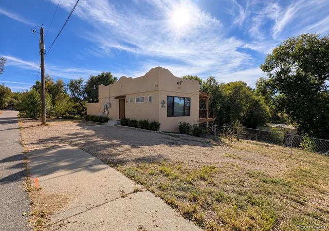Single family home for sale at 211 Vercelli Dr, Pueblo, CO 81005 | MLS# 7740493