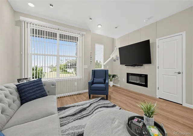 Photo 3 of Townhouse for sale at 8404 Rizza St #C, Littleton, CO 80129 | MLS# 5607248 | Listing updated on 2026-10-17