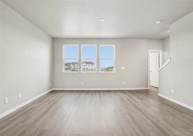 Photo 3 of Townhouse for sale at 5361 N Eaton Park Way, Aurora, CO 80019 | MLS# 3728943 | Listing updated on 2026-10-15