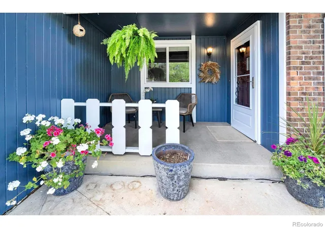 Photo 3 of Single family home for sale at 3825 Columbia Dr, Longmont, CO 80503 | MLS# IR1070629 | Listing updated on 2026-10-15