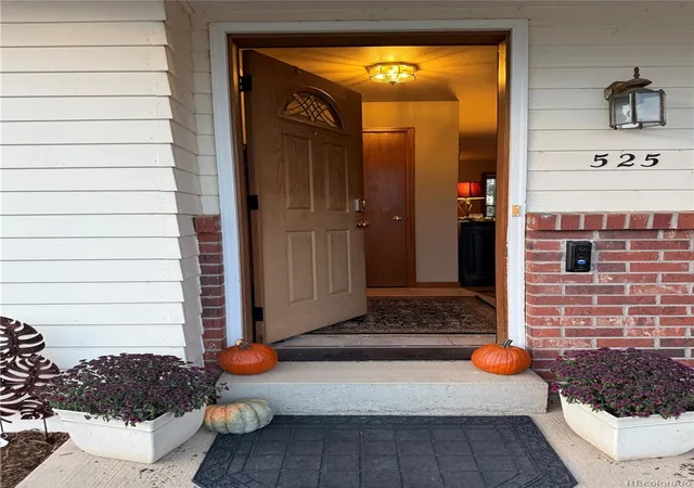 Photo 1 of Single family home for sale at 525 E Kiser Ave, Keenesburg, CO 80643 | MLS# 7397925 | Listing updated on 2026-10-15
