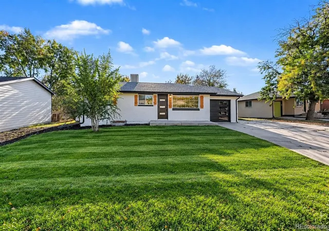 Photo 4 of Single family home for sale at 6528 Xavier St, Arvada, CO 80003 | MLS# 4199098 | Listing updated on 2026-10-22