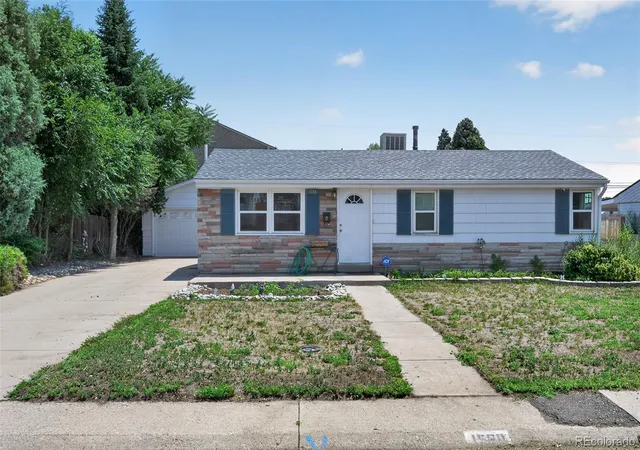 Photo 2 of Single family home for sale at 1580 S Knox Ct, Denver, CO 80219 | MLS# 7846798 | Listing updated on 2026-10-16