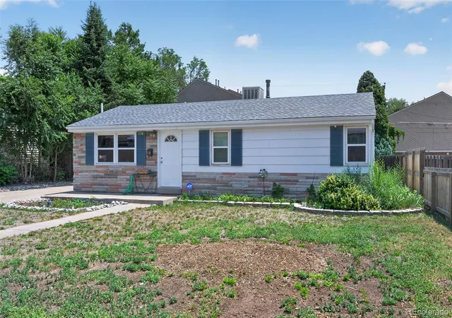 Photo 3 of Single family home for sale at 1580 S Knox Ct, Denver, CO 80219 | MLS# 7846798 | Listing updated on 2026-10-16