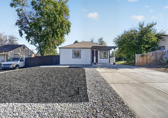 Photo 2 of Single family home for sale at 1580 S Zuni St, Denver, CO 80223 | MLS# 6003550 | Listing updated on 2026-10-18