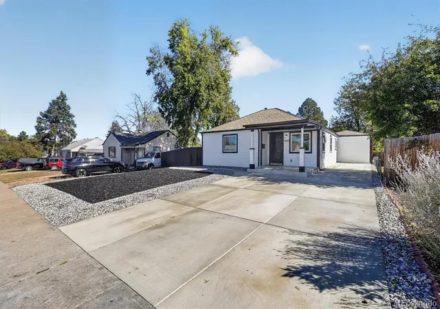 Photo 3 of Single family home for sale at 1580 S Zuni St, Denver, CO 80223 | MLS# 6003550 | Listing updated on 2026-10-18