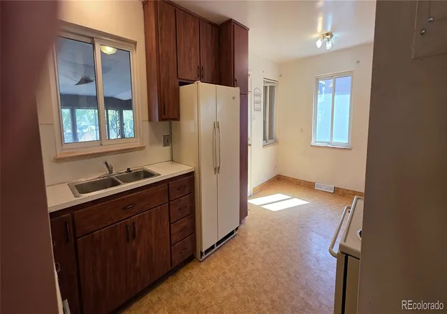 Photo 1 of Single family home for sale at 1260 Saulsbury St, Lakewood, CO 80214 | MLS# 7912377 | Listing updated on 2026-10-23