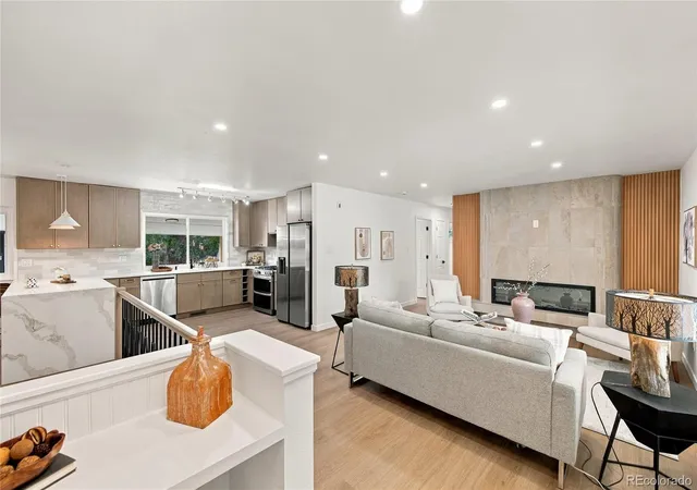 Photo 4 of Single family home for sale at 2647 S Linden Ct, Denver, CO 80222 | MLS# 5978167 | Listing updated on 2026-10-19
