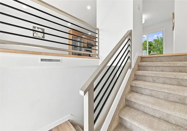 Photo 2 of Single family home for sale at 5117 Crestwood Dr, Colorado Springs, CO 80918 | MLS# 4183931 | Listing updated on 2026-10-15