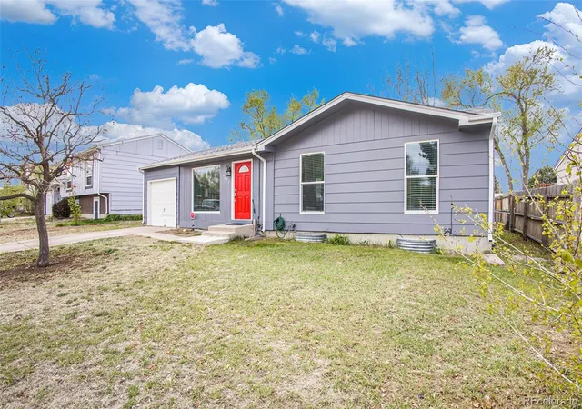 Photo 1 of Single family home for sale at 4087 London Ln, Colorado Springs, CO 80916 | MLS# 7109064 | Listing updated on 2026-10-27