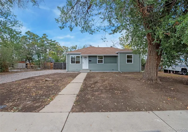 Single family home for sale at 9460 High St, Thornton, CO 80229 | MLS# 7241661
