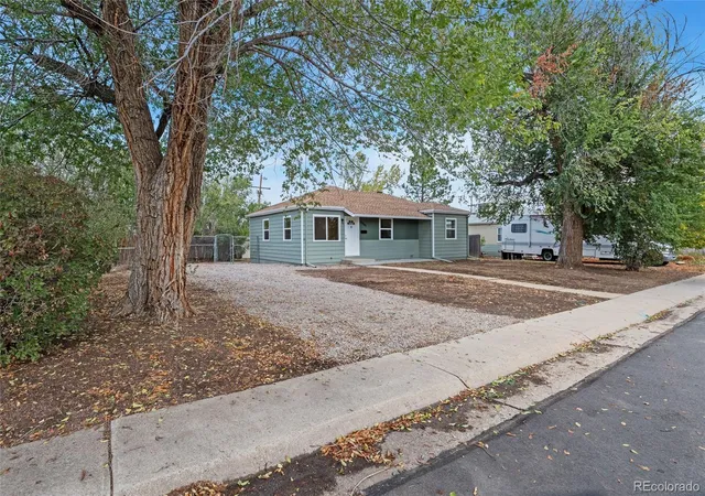Photo 1 of Single family home for sale at 9460 High St, Thornton, CO 80229 | MLS# 7241661 | Listing updated on 2026-10-17