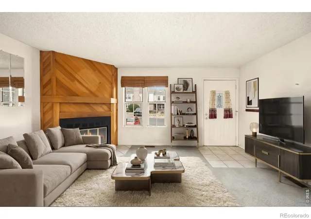 Photo 3 of Condo for sale at 18233 E Arizona Ave #C, Aurora, CO 80017 | MLS# IR1070656 | Listing updated on 2026-10-22