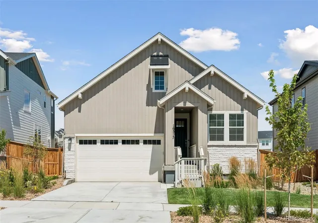 Photo 1 of Single family home for sale at 16517 W 92nd Place, Arvada, CO 80007 | MLS# 6085061 | Listing updated on 2026-10-16