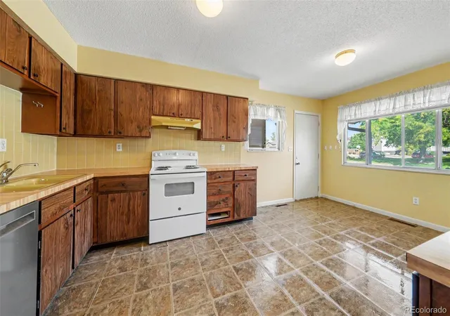 Photo 1 of Single family home for sale at 3129 19th Avenue, Greeley, CO 80631 | MLS# 9886640 | Listing updated on 2026-10-26
