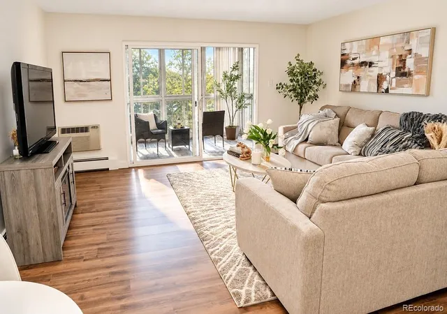 Condo for sale at 605 S Clinton St #7B, Denver, CO 80247 | MLS# 6527711