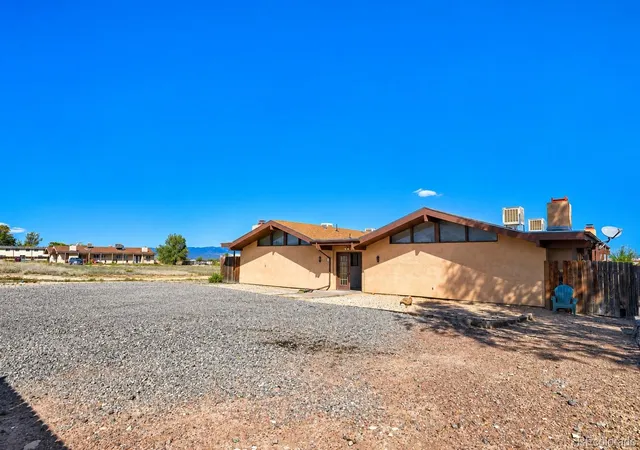 Photo 3 of Multi family home for sale at 675 E Clarion Dr, Pueblo, CO 81007 | MLS# 8959470 | Listing updated on 2026-10-16