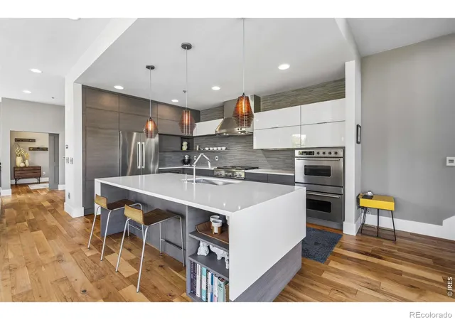 Photo 3 of Condo for sale at 1050 Neon Forest Cir #E, Longmont, CO 80504 | MLS# IR1070675 | Listing updated on 2026-10-20