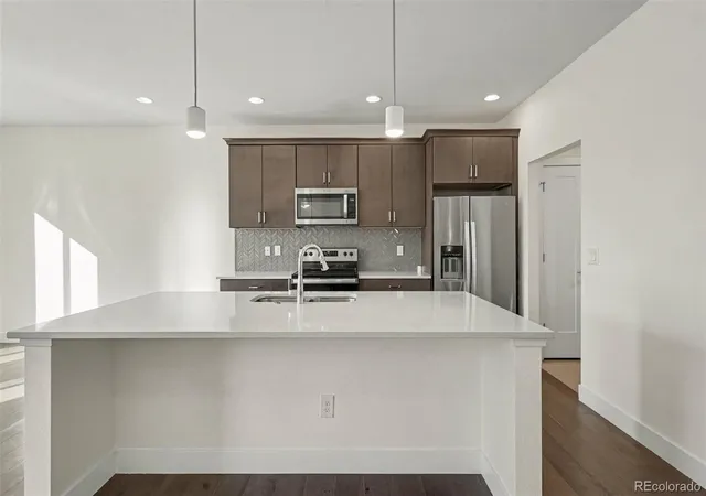 Photo 3 of Townhouse for sale at 9681 E Idaho Pl, Aurora, CO 80247 | MLS# 7696062 | Listing updated on 2026-10-19