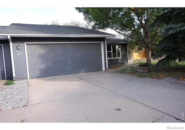 Photo 1 of Single family home for sale at 422 Glenda Dr, Loveland, CO 80537 | MLS# IR1070678 | Listing updated on 2026-10-21