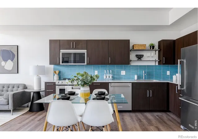 Photo 2 of Condo for sale at 1707 Walnut St #302, Boulder, CO 80302 | MLS# IR1070682 | Listing updated on 2026-10-23