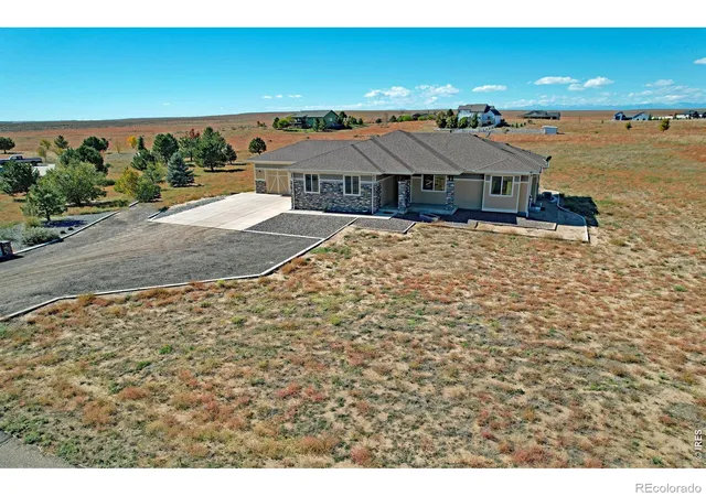 Photo 1 of Single family home for sale at 16497 Badminton Rd S, Platteville, CO 80651 | MLS# IR1070693 | Listing updated on 2026-10-17