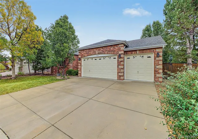 Photo 4 of Single family home for sale at 11894 Pitchfork Ct, Parker, CO 80134 | MLS# 8500094 | Listing updated on 2026-10-18